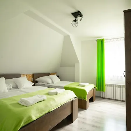 Lesniczowka W Dolinie *