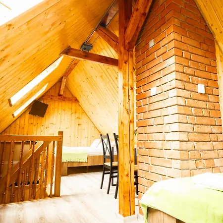 Lesniczowka W Dolinie *