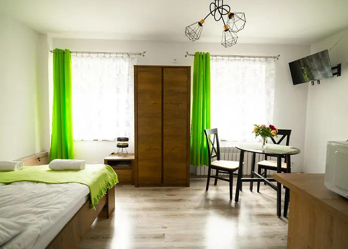 Lesniczowka W Dolinie *